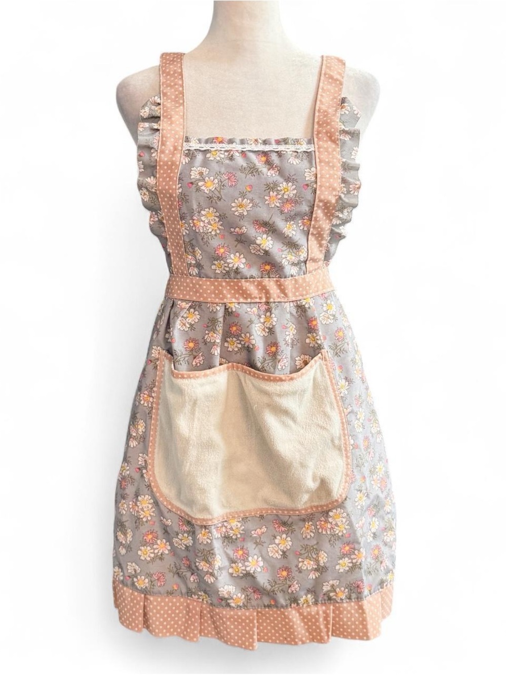 Cottagecore Daisy Floral Apron – Blue & Dusty Pink